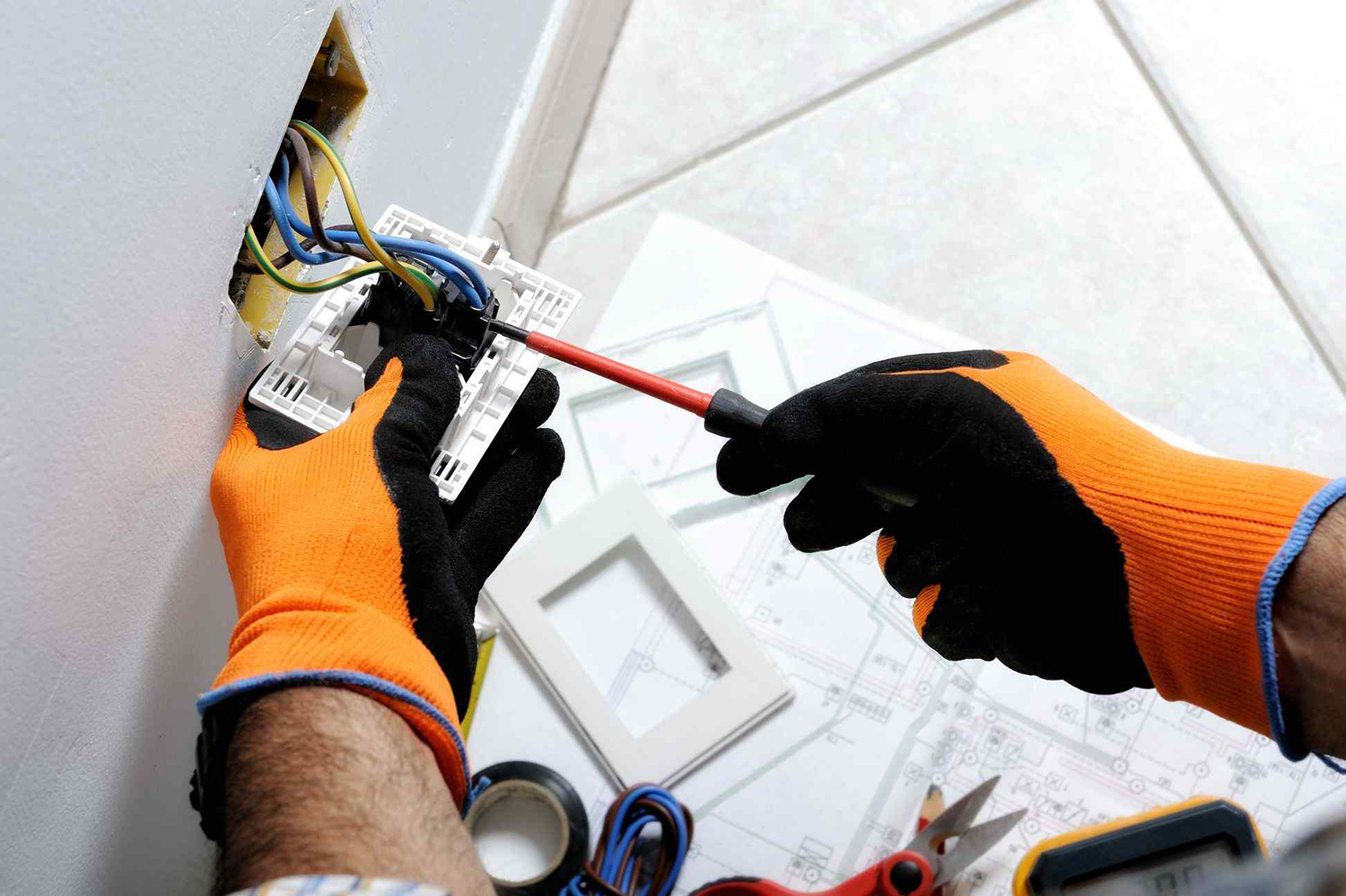 residential electricians Reston VA