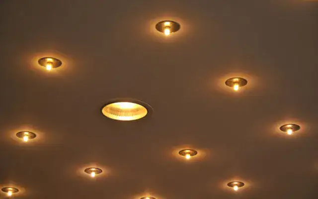 licensed electricians near Centreville